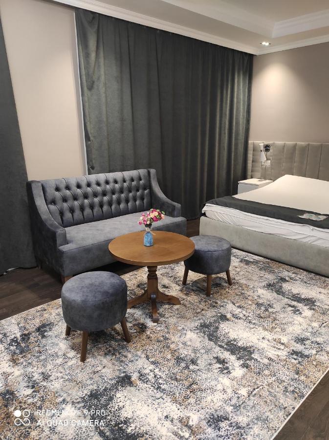 Жомарт Hotel Aktobe Eksteriør billede