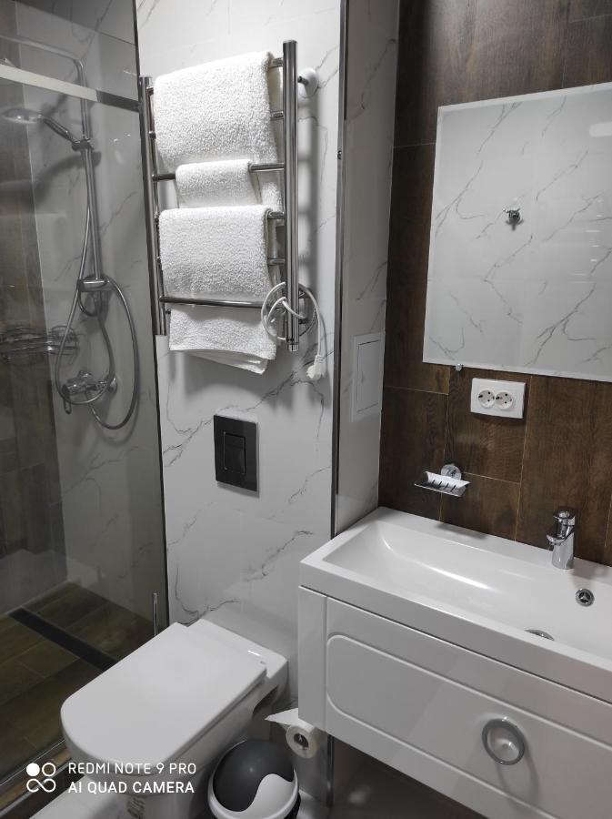 Жомарт Hotel Aktobe Eksteriør billede