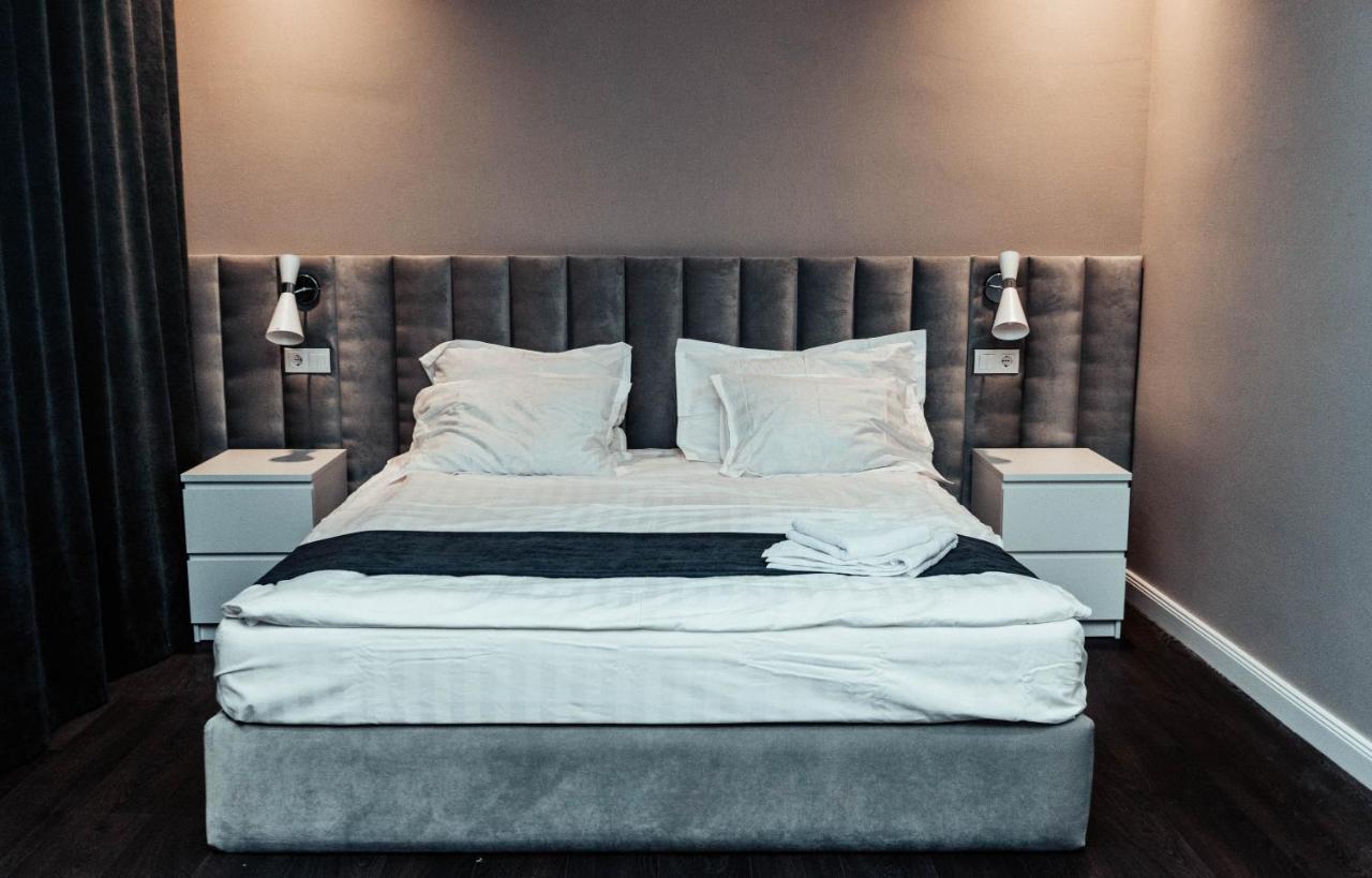 Жомарт Hotel Aktobe Eksteriør billede