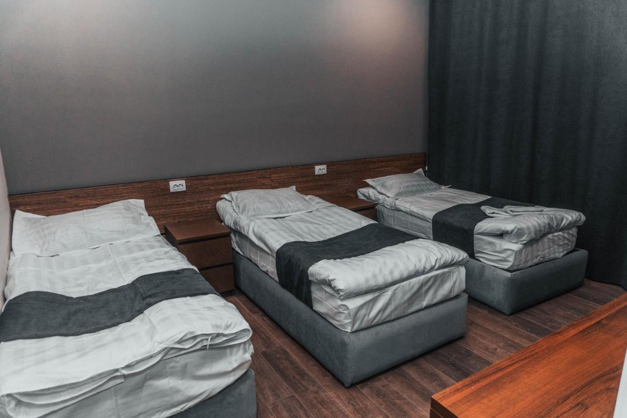 Жомарт Hotel Aktobe Eksteriør billede